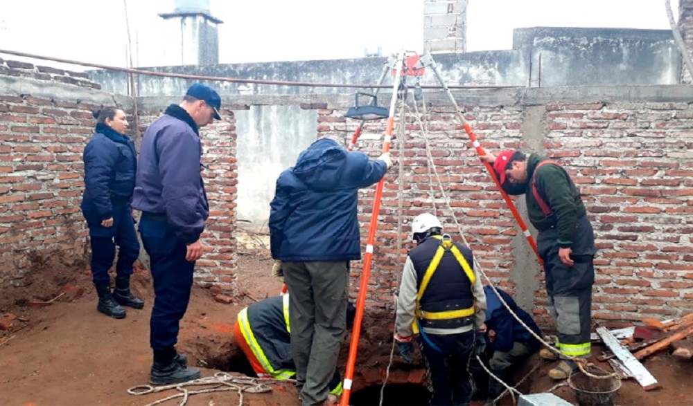pozo donde hallaron a pasaglia by Puntal
