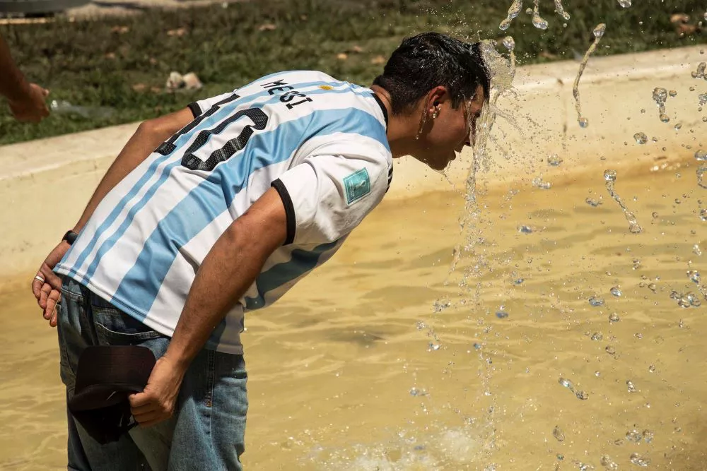 Calor en la ciudad by Télam