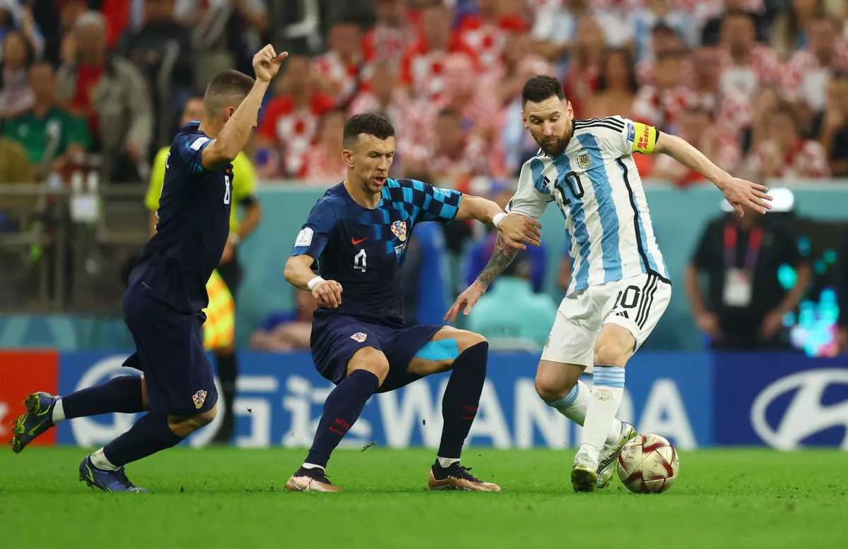 leo messi by REUTERS/Lee Smith