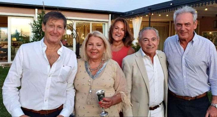 el cumple de Carrió