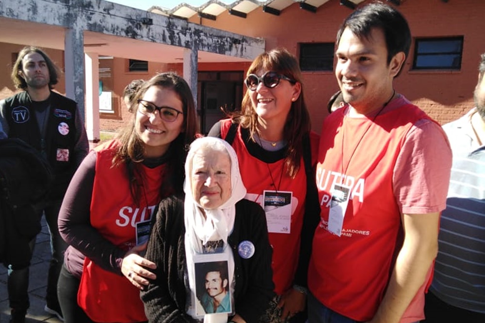 noracortiñas en la perla gentileza Mas Democracia 1