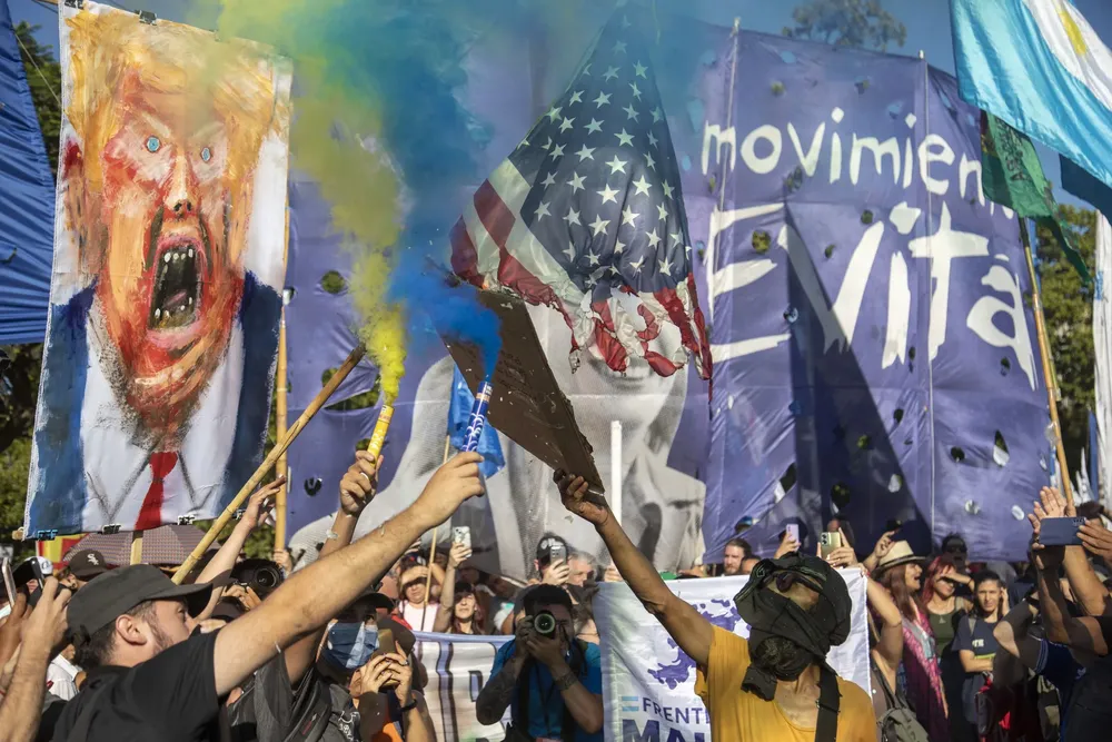 Marcha contra USA BY NA