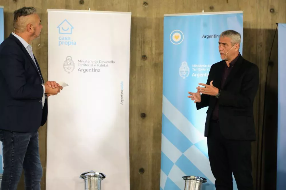 Ferraresi sortea Procrear II by Ministerio de Desarrollo Territorial y Hábitat