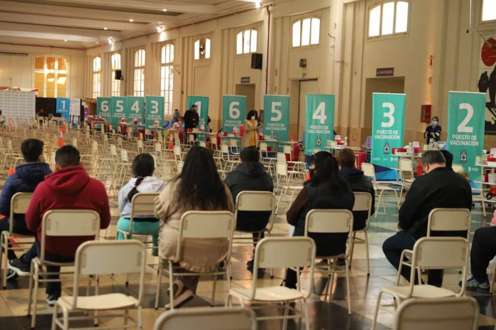 vacunación a adolescentes by tw Gobierno