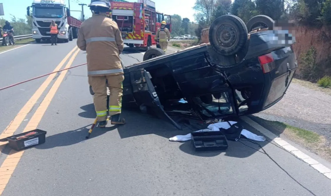 Vuelco en ruta 38 Policia de Cba