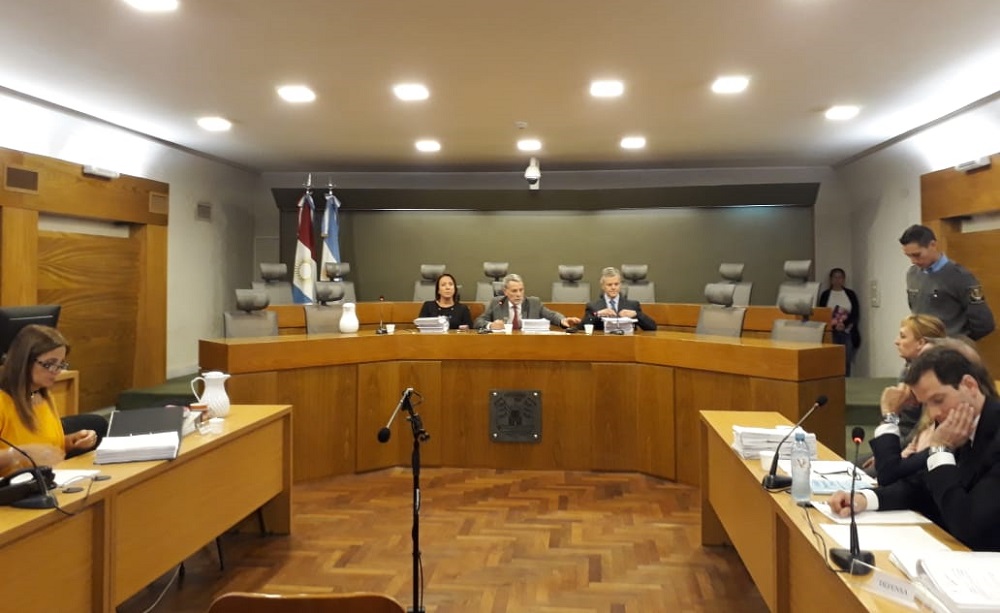 Juicio a Brenda by Karina Valori