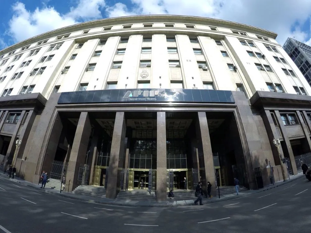 multimedia.normal.8ef0e21d5113f209.QWZpcCBieSBYX25vcm1hbC53ZWJw