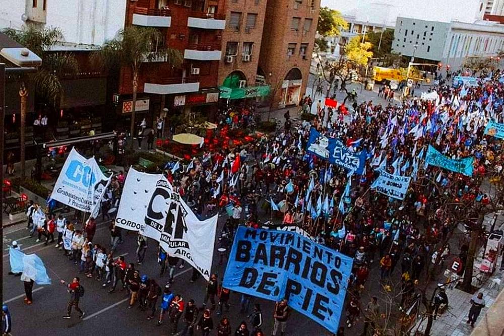 Moivizacion Popular en Córdoba Barrios de Pie