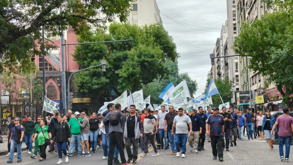 marcha en Cba contra la reforma laboral 3