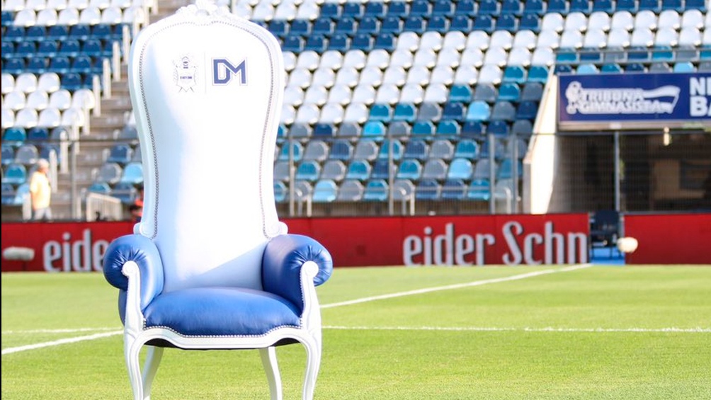 Sillón de Maradona Télam