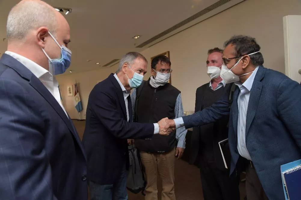Schiaretti y CEO de Mu Sigma by prensa.cba
