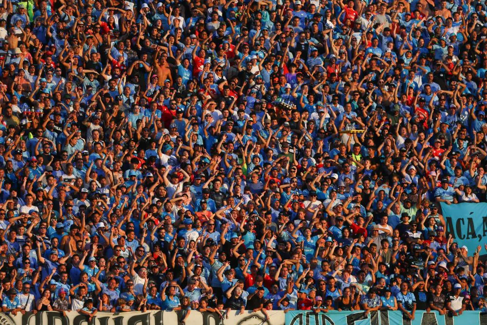 Hinchada pirata @Belgrano