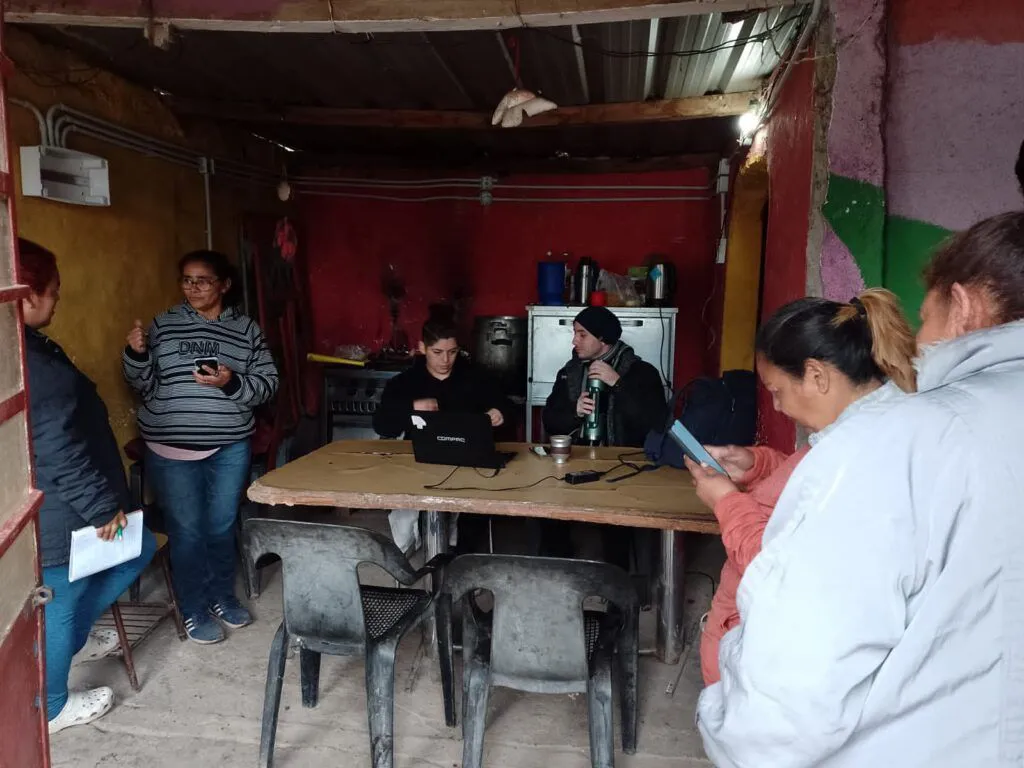 Internet popular (Mutual Carlos Mugica)