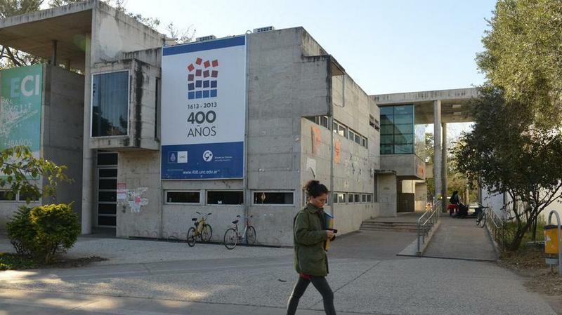 facultad de ciencias de la comunicación