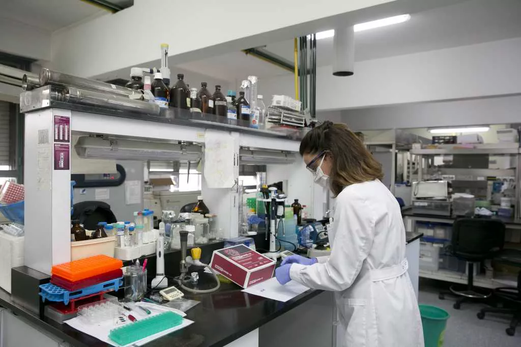 Ciencia y Télam