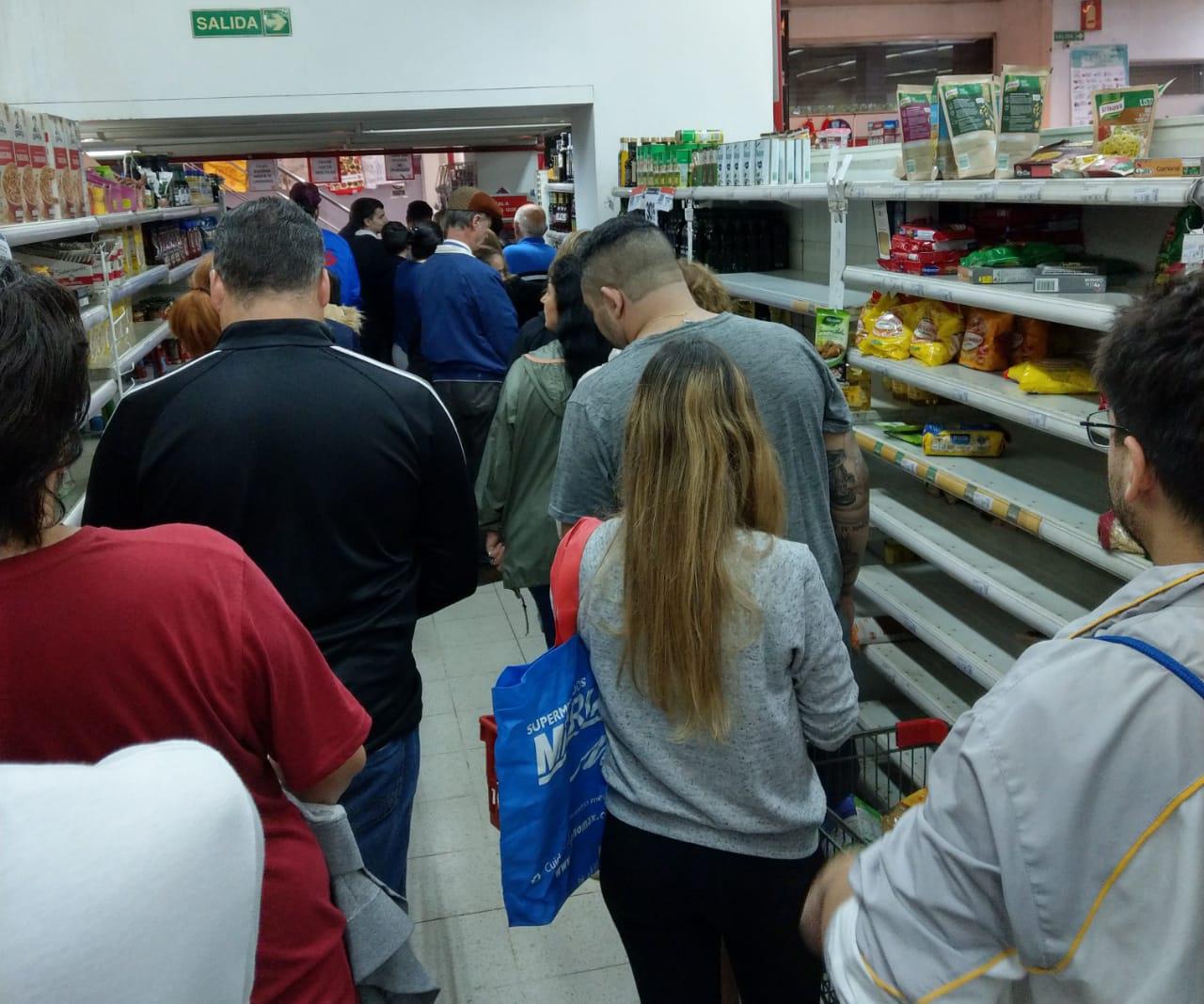 Desabastecimiento coronavirus supermercado by LNM