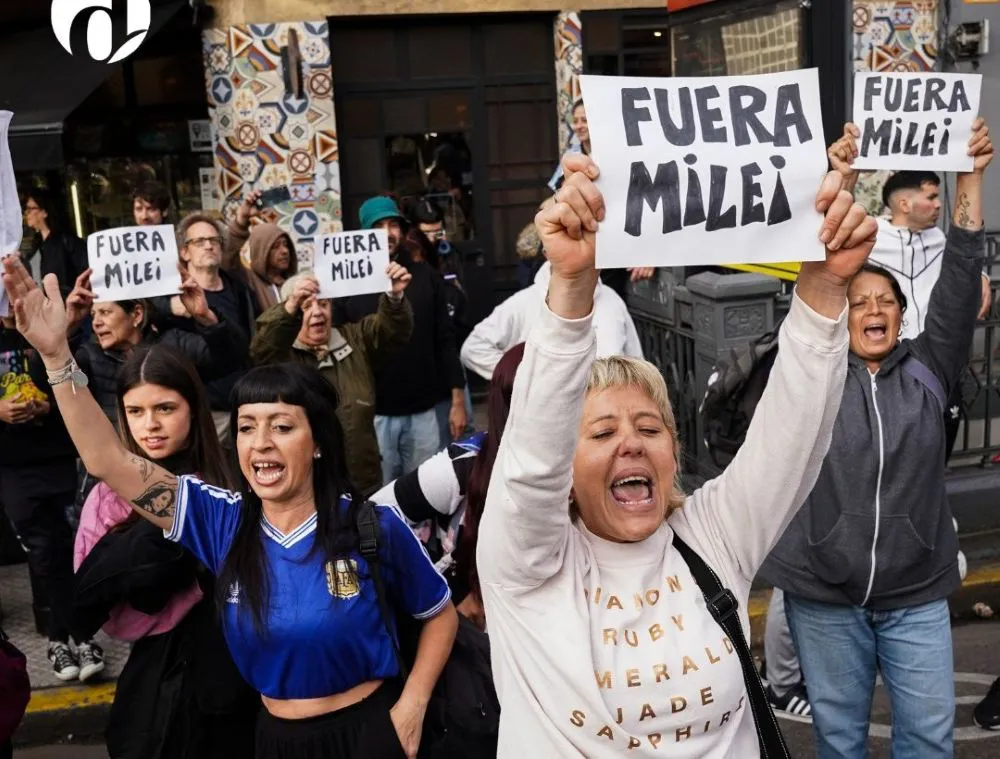 Manifestantes contra Milei El Destape