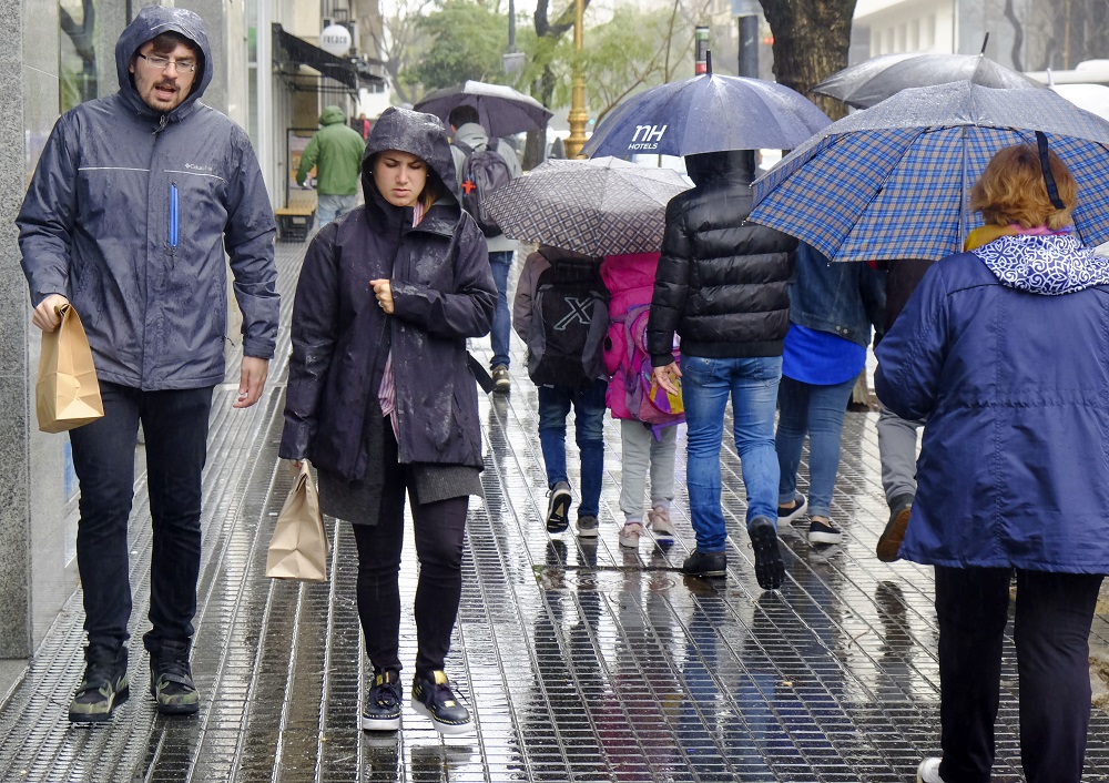 Lluvia tormenta NA