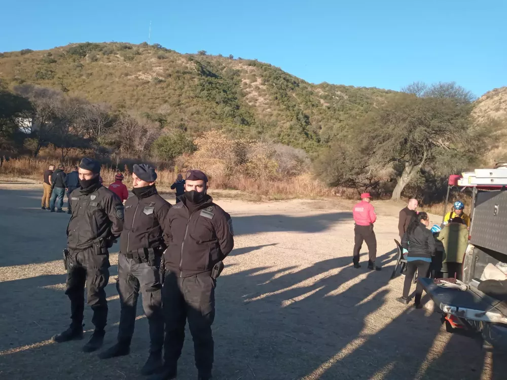 hallazgo de la adolescente desaparecida en carlos paz @cpvivo 1