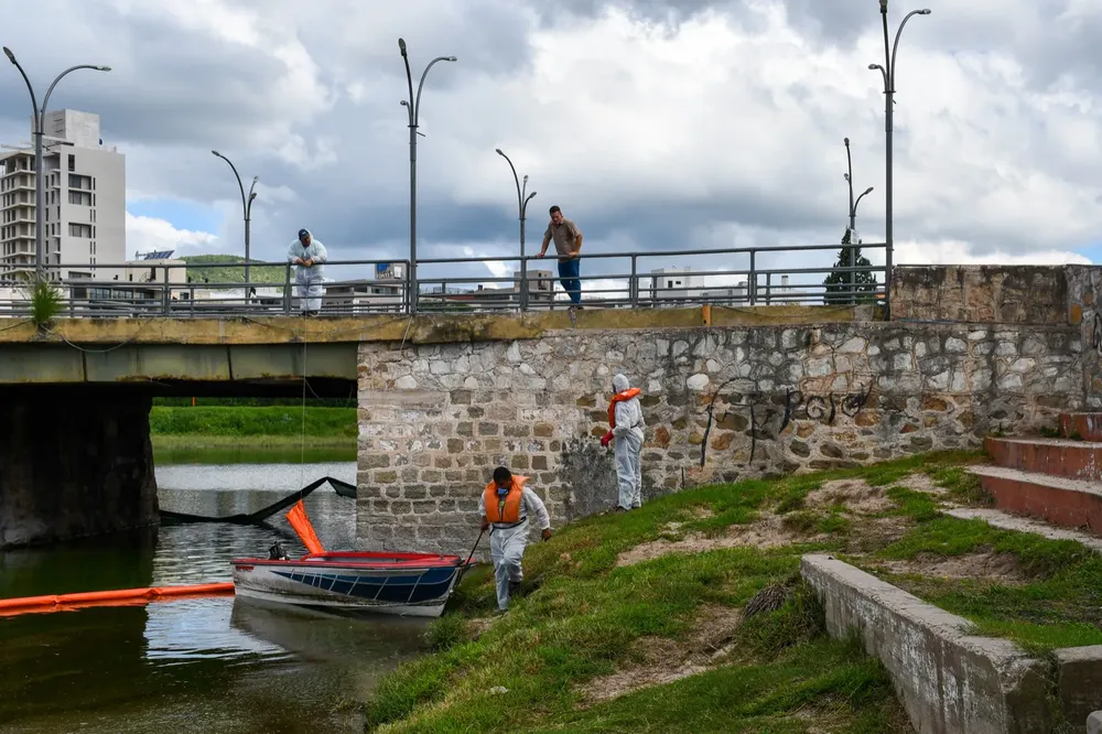 lago san roque