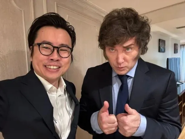 milei y julian peh jpg