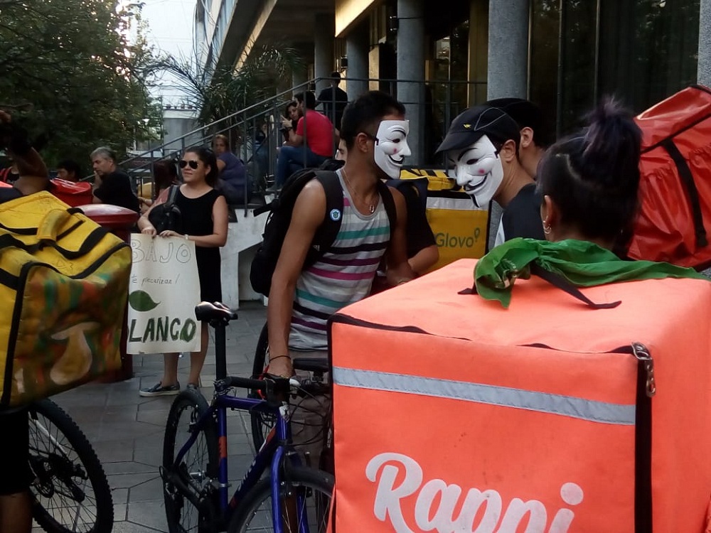 reclamo trabajadores de delivery de apps foto: Gentileza.