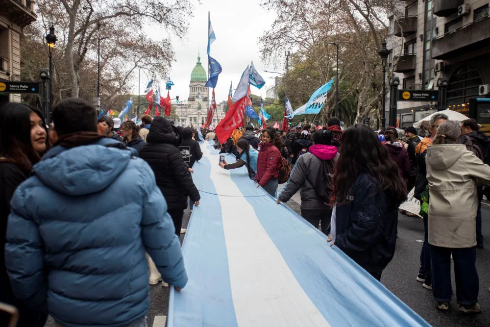 Marcha tierra Bs As NA