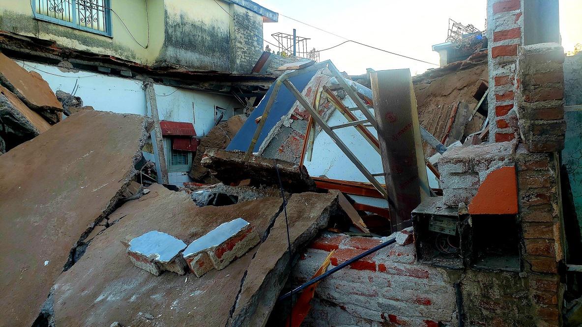 derrumbe de casa en villa el libertador leoguevara80