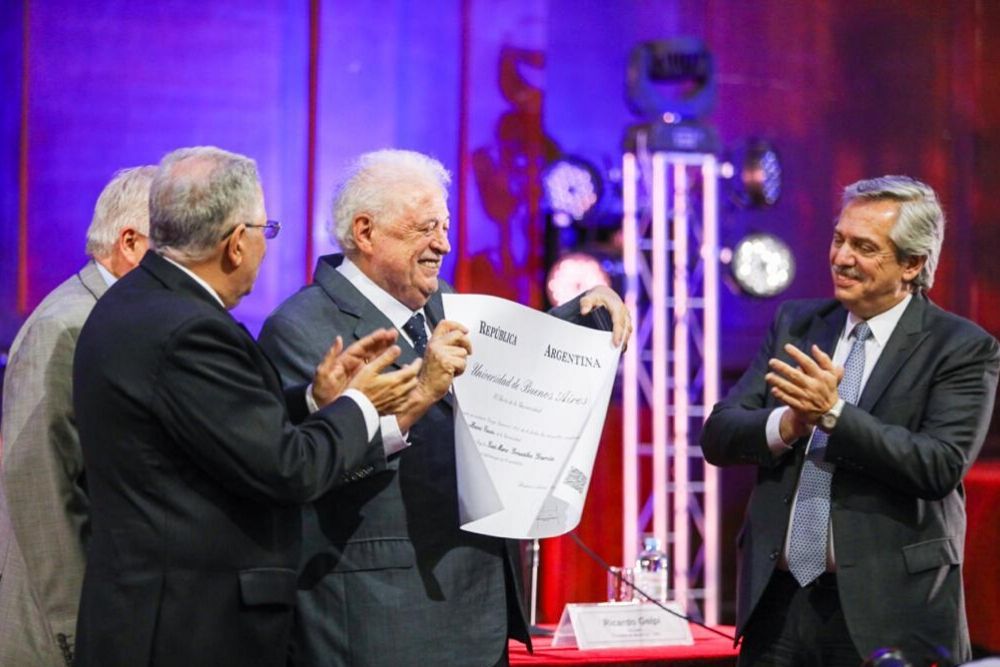 Honoris Causa Gines UBA Frente de Todos
