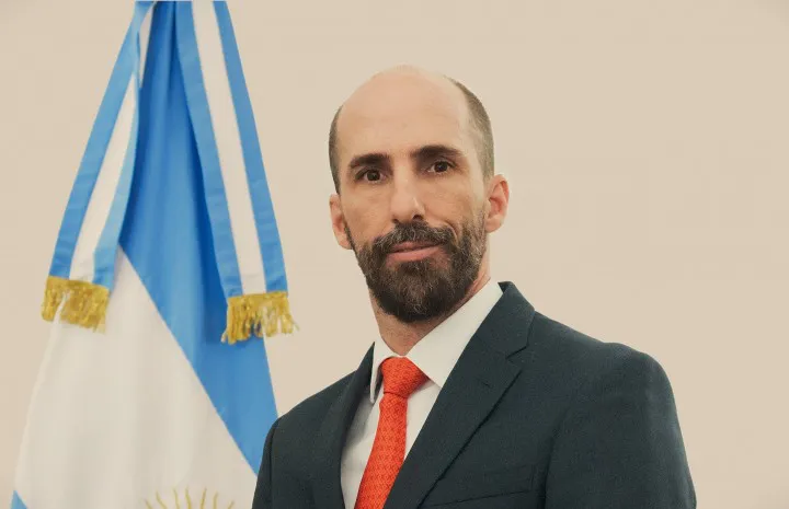 Purga en LLA: Karina Milei relega a José Rolandi de un área de influencia  del Gobierno