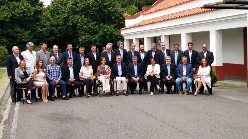 gobernadores provincias