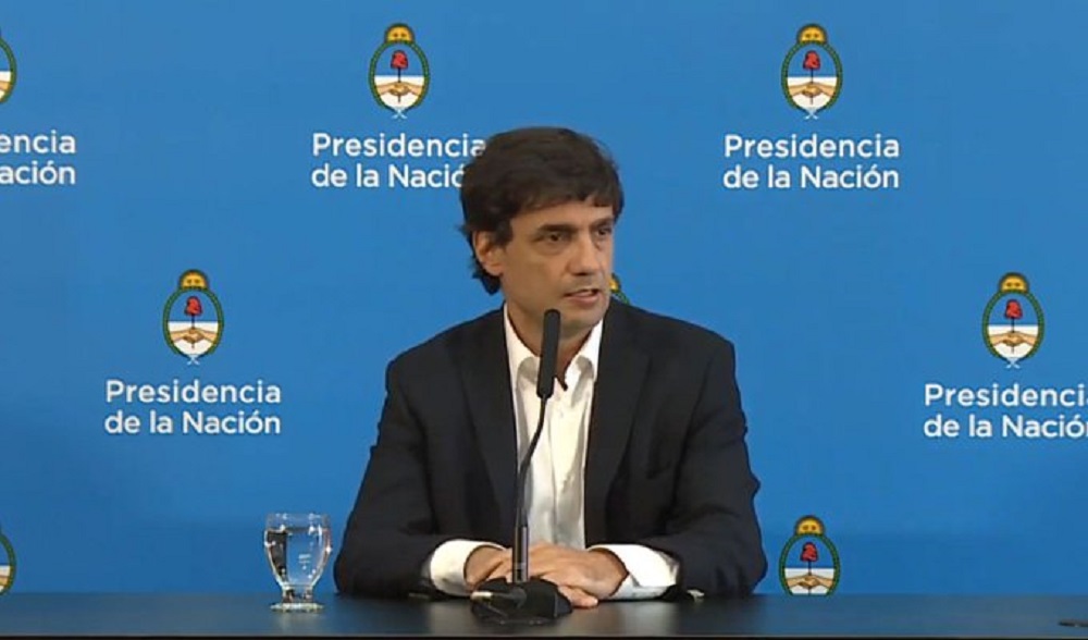 Lacunza conferencia de prensa Télam