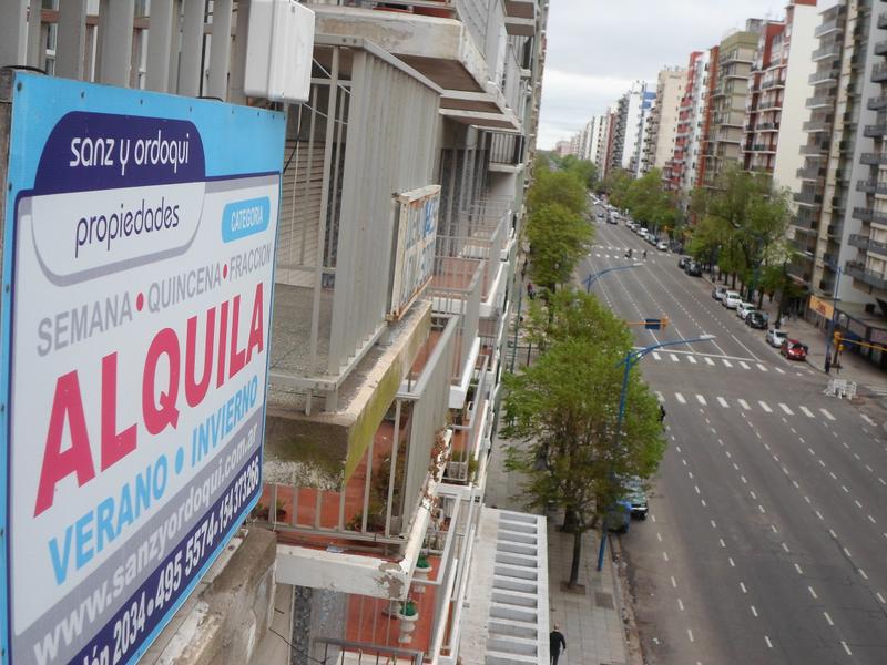 Se alquila