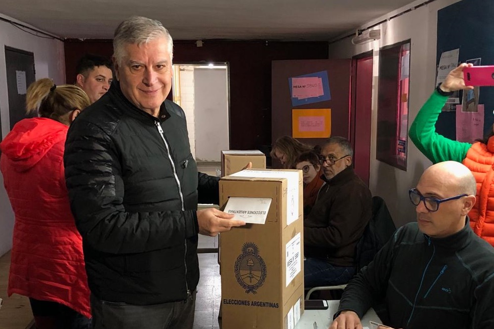 carlos gutierrez vota gentileza