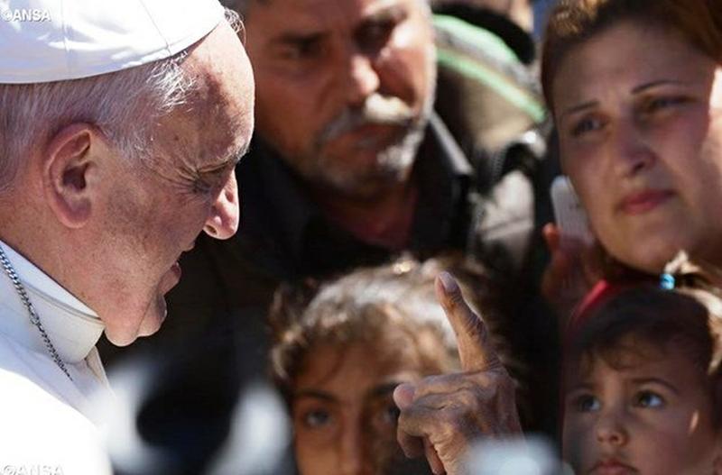 papa refugiados