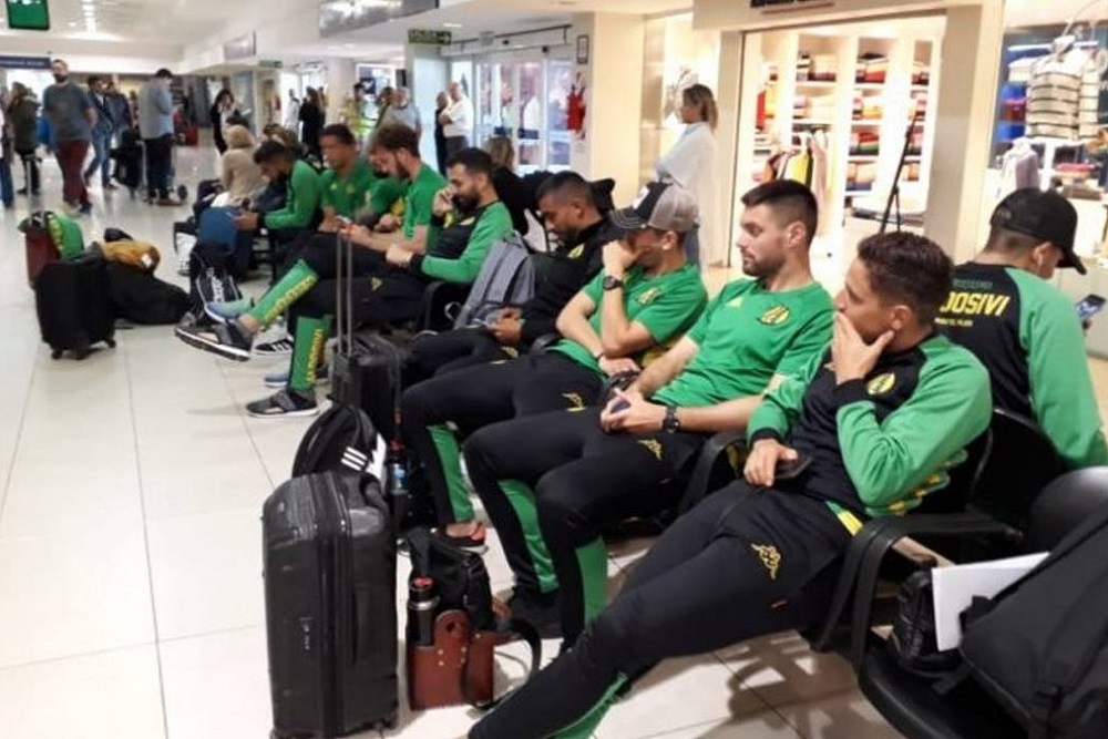 Aldosivi varados aeropuerto by gentileza