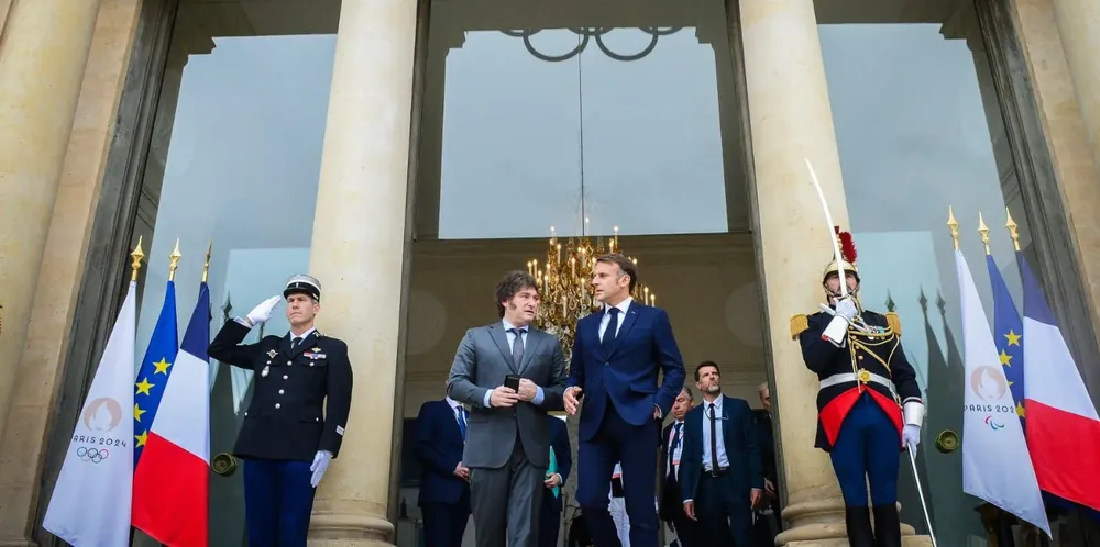Milei y Macron en París by na