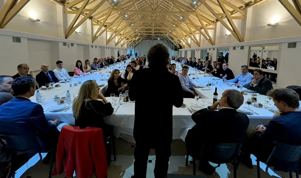 Asado con los diputados que votaron el veto (OPRA)