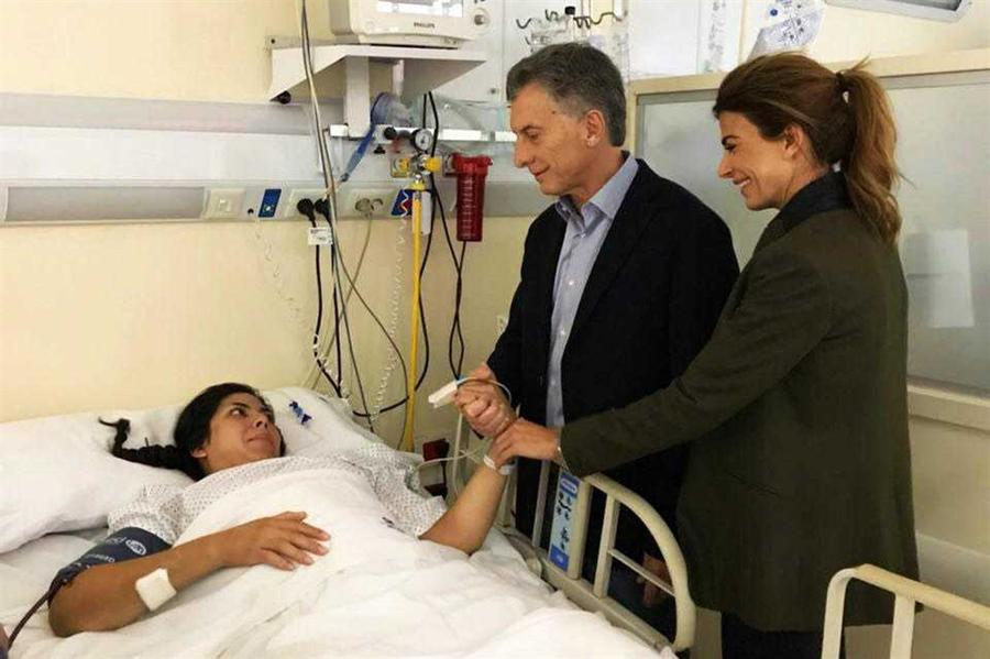 Macri visita a policía herida