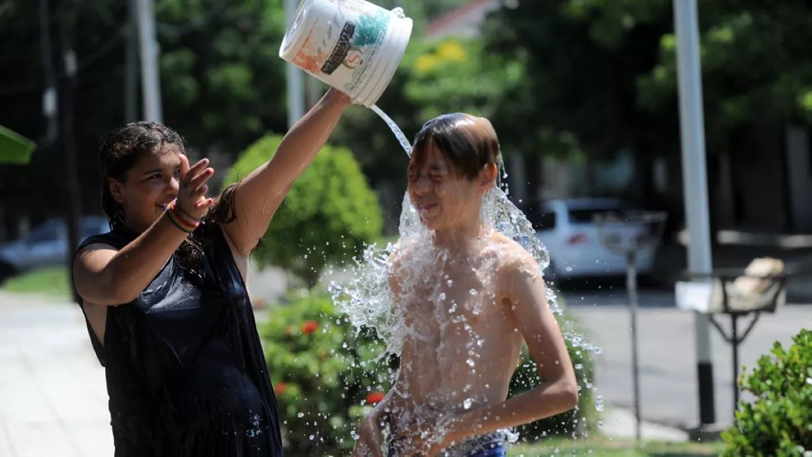 Ola de calor by Telam