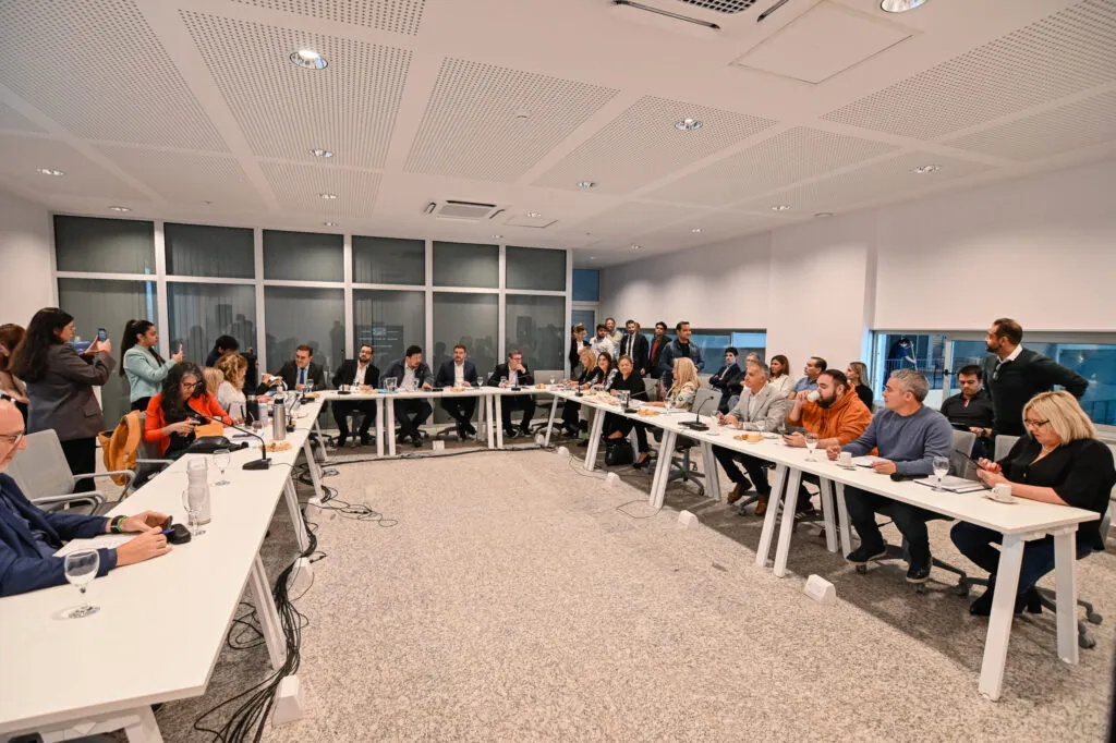 Taxistas y remiseros en el Concejo Deliberante de Córdoba (Concejo Deliberante)