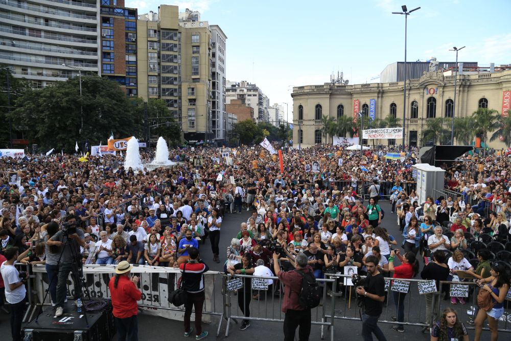 Marcha 24M - Palco@Javier Imaz_001