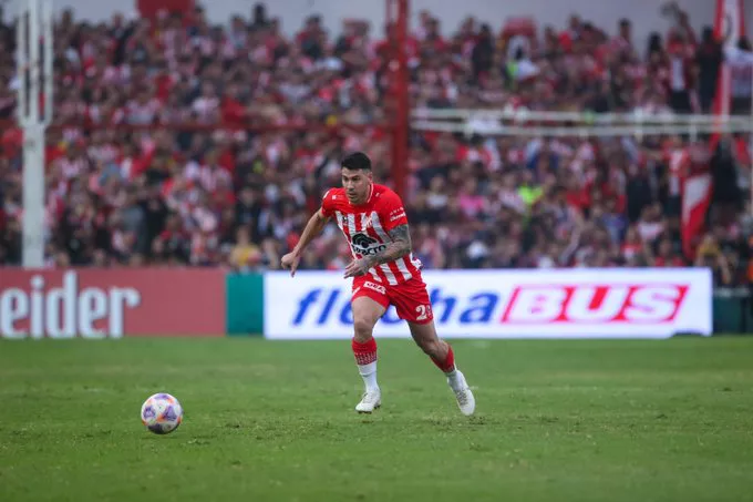 Instituto (Twitter) 46