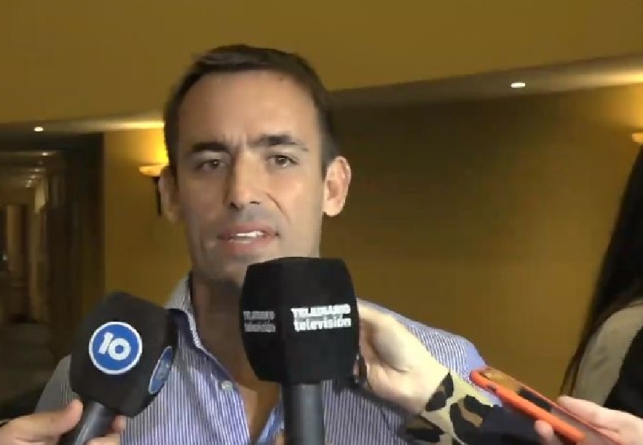 Juan Negri con los medios Cba Cambia