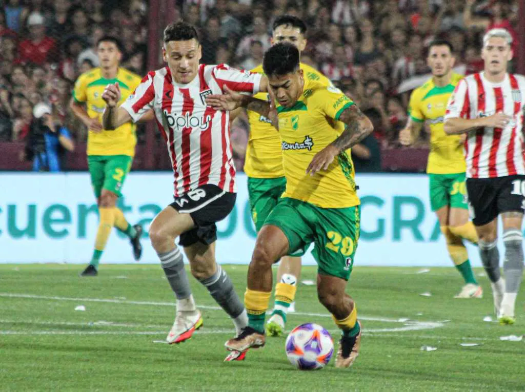 EStudiantes vs Defensa by NA