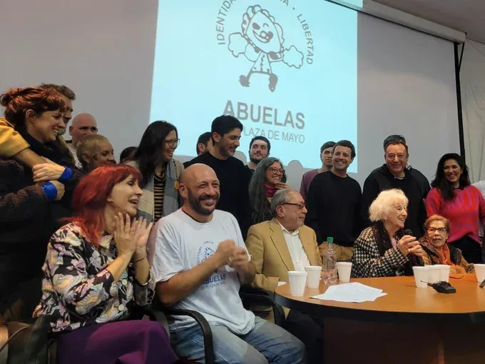 Restitución-de-identidad-del-nieto-recuperado-133-C