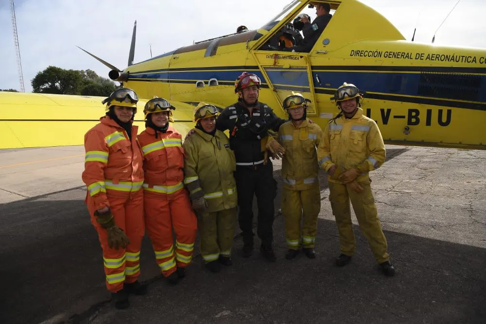 Bomberos ejercicios prensa.cba