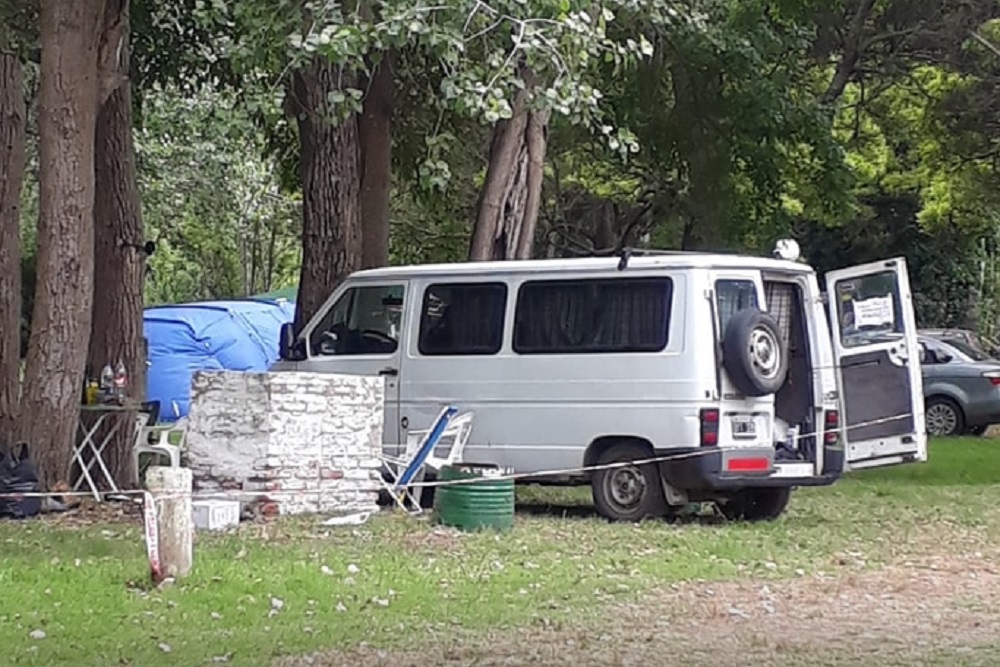 camioneta Miramar camping by Infobae