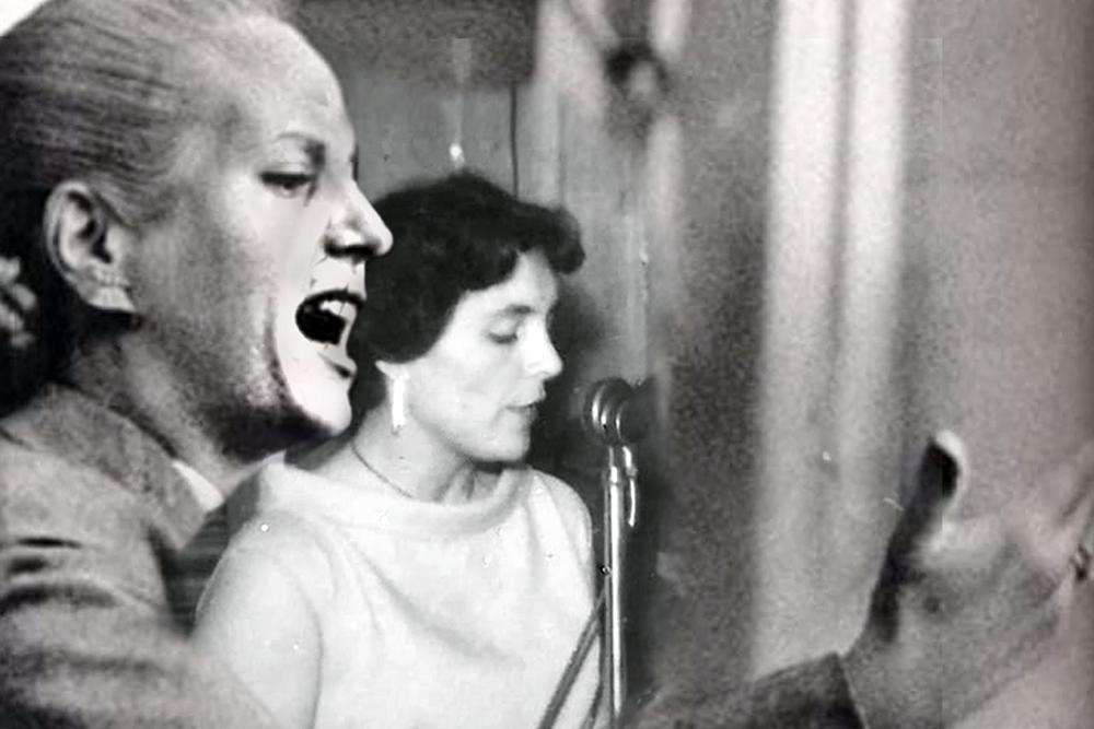 CHOLA Y EVITA 2