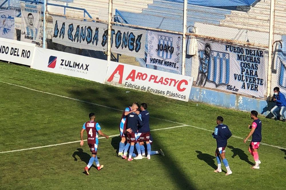 Racing Nueva Italia gol en el Miguel Sancho